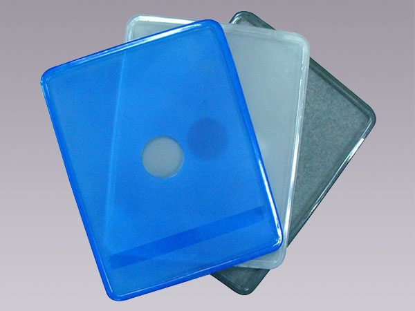 雄聚帶你分析無(wú)鹵阻燃TPU,TPE,TPV,TPEE電纜線原材料的特性